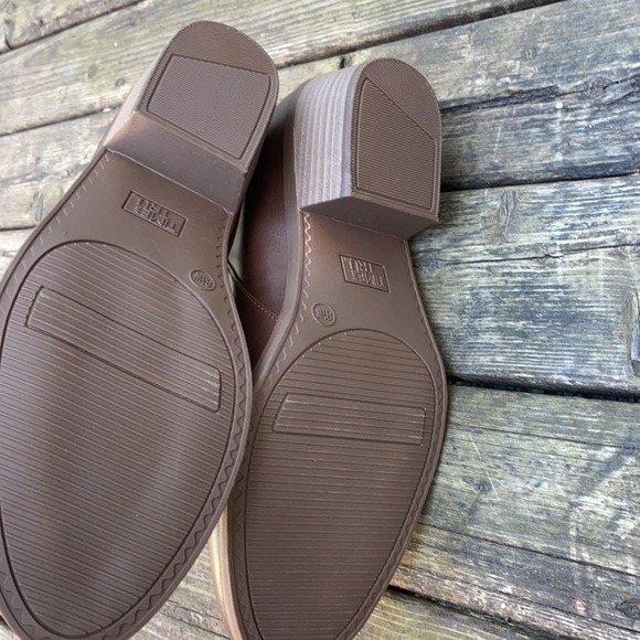 Women’s Ankle Boots - Picture 6 of 8